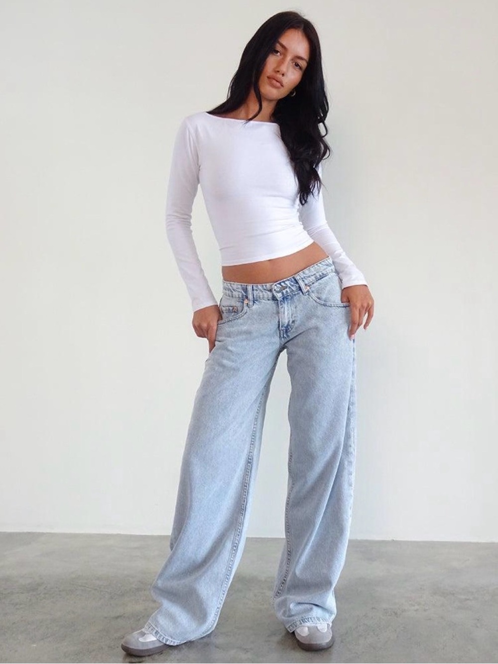 MOTEL Rocks Roomy Wide Leg Low Rise Jeans Light Blue Wash Y2K Baggy W24 L32 - Picture 2 of 13